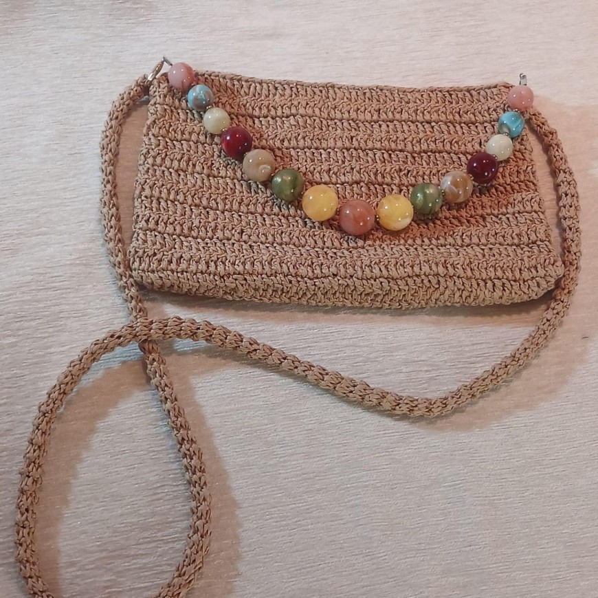 Colorful beaded wicker straw crossbody bag